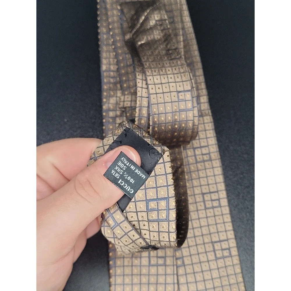 Gucci silk necktie